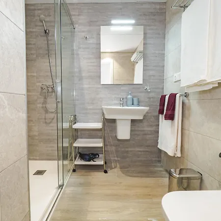 Cubo's Front Line * Fuengirola